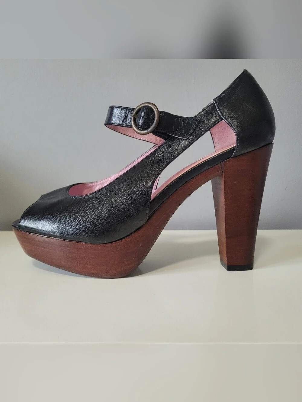 Jeffrey Campbell Dobrica Leather Wood Platform Mary Jane Pumps, GUC, Size 40